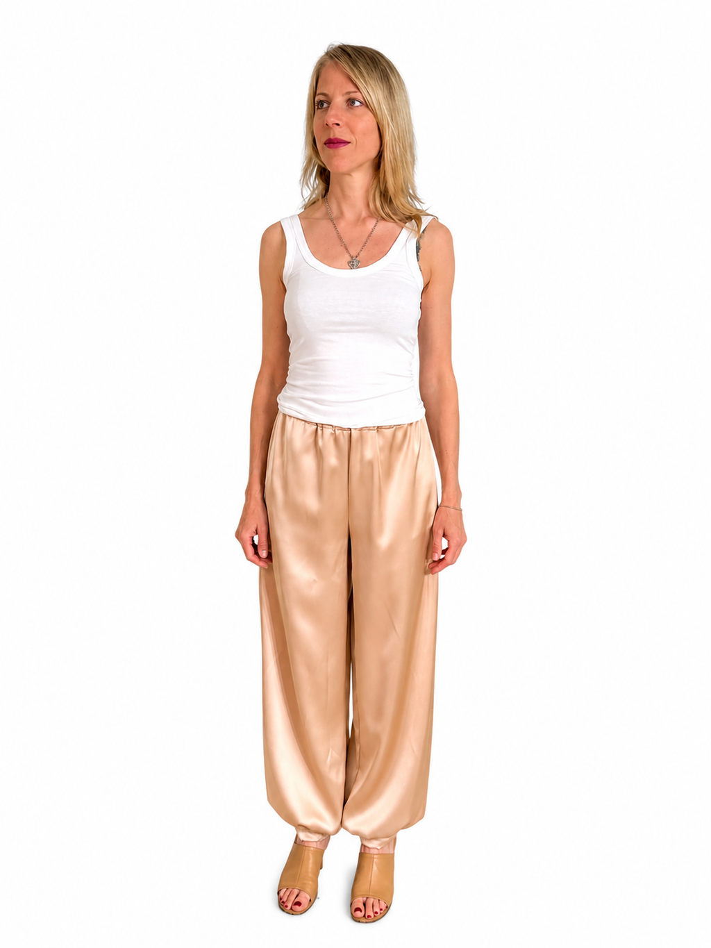 Satin-Hose Lumina
