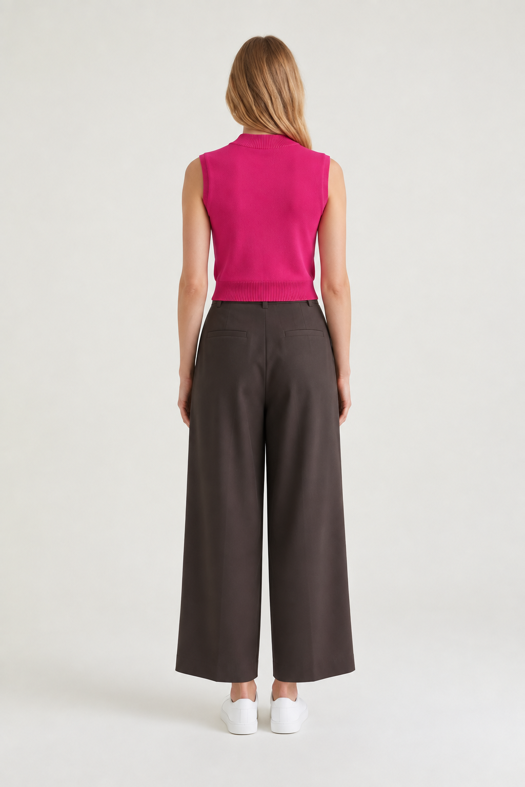 Ärmelloses High-neck Top